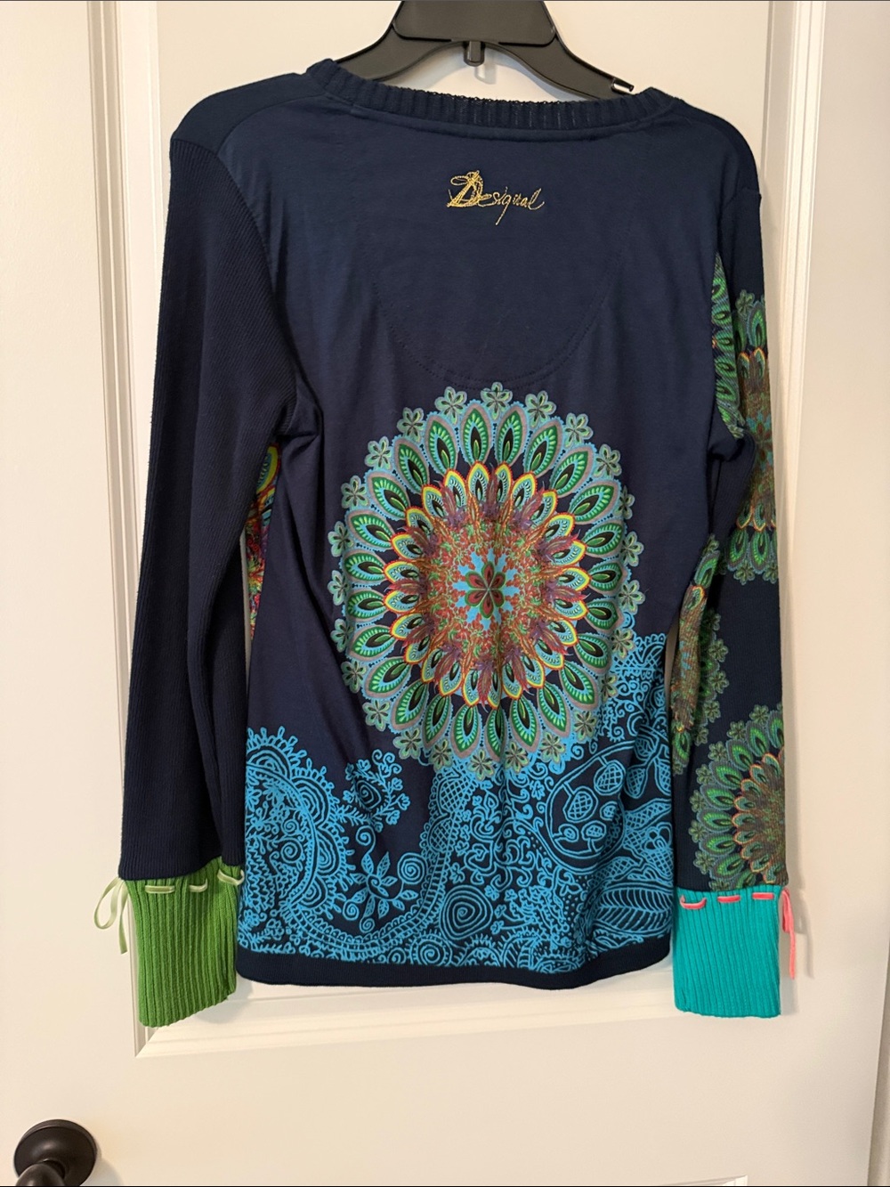 Desigual Navy Long-Sleeve V-Neck Top with Teal & Green Mandala (euro XL) - Picture 4 of 4